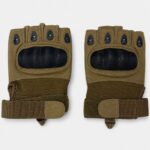 Guantes Tácticos Medio Dedo con Nudillos Reforzados caqui 1